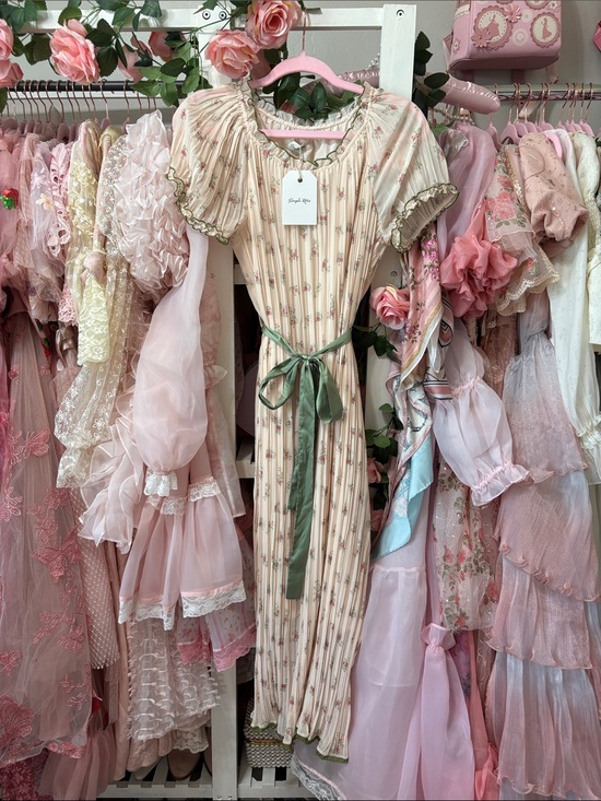 Simple Retro Dresses & Skirts - Romantic Cream Floral Midi Dress with Green Sash